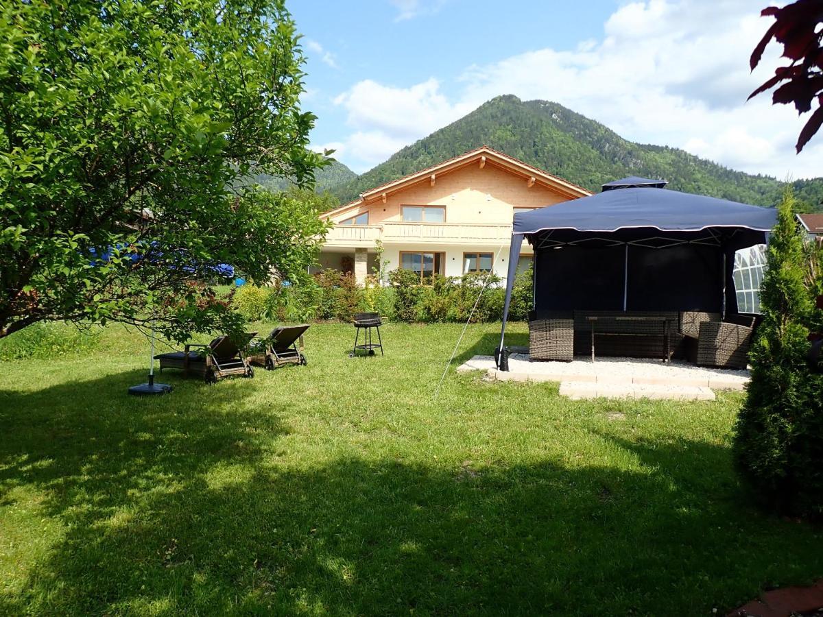 Chiemgauferienwohnungen - Wanderlust Und Alpenrose Unterwoessen Exterior photo